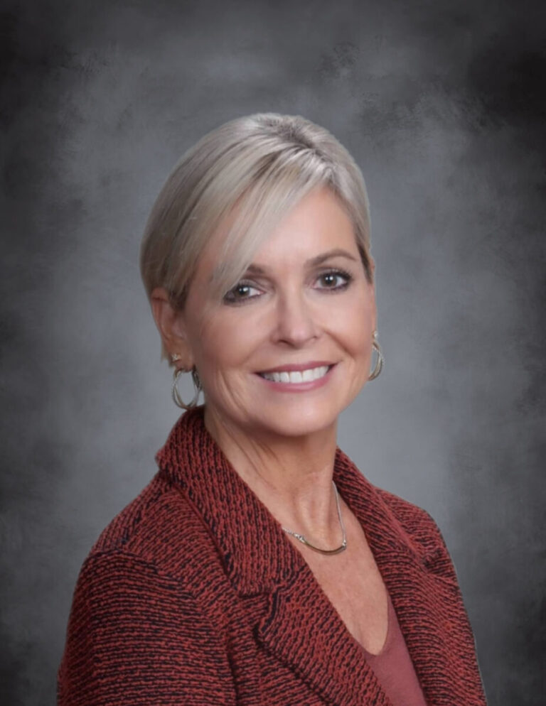 Kathleen-Kirtek-8-scaled-3-3-927x1200